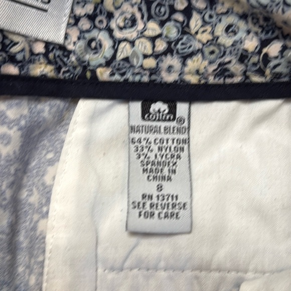 Valerie Stevens Blue and white floral print shorts size 8 #floralshorts - Picture 3 of 11